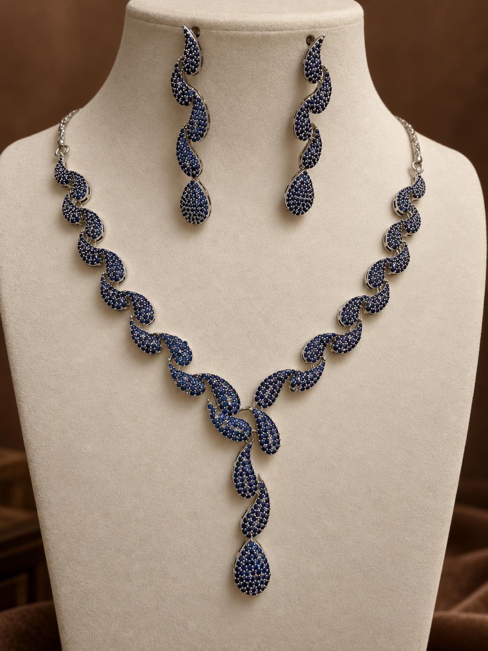 Blue Stone AD blue Tone Necklace Set